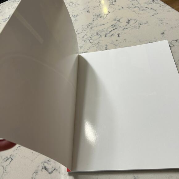 Louis Vuitton 2001 Catalog – Vintage Fashion Lookbook, Rare Collector’s Item - Picture 4 of 9